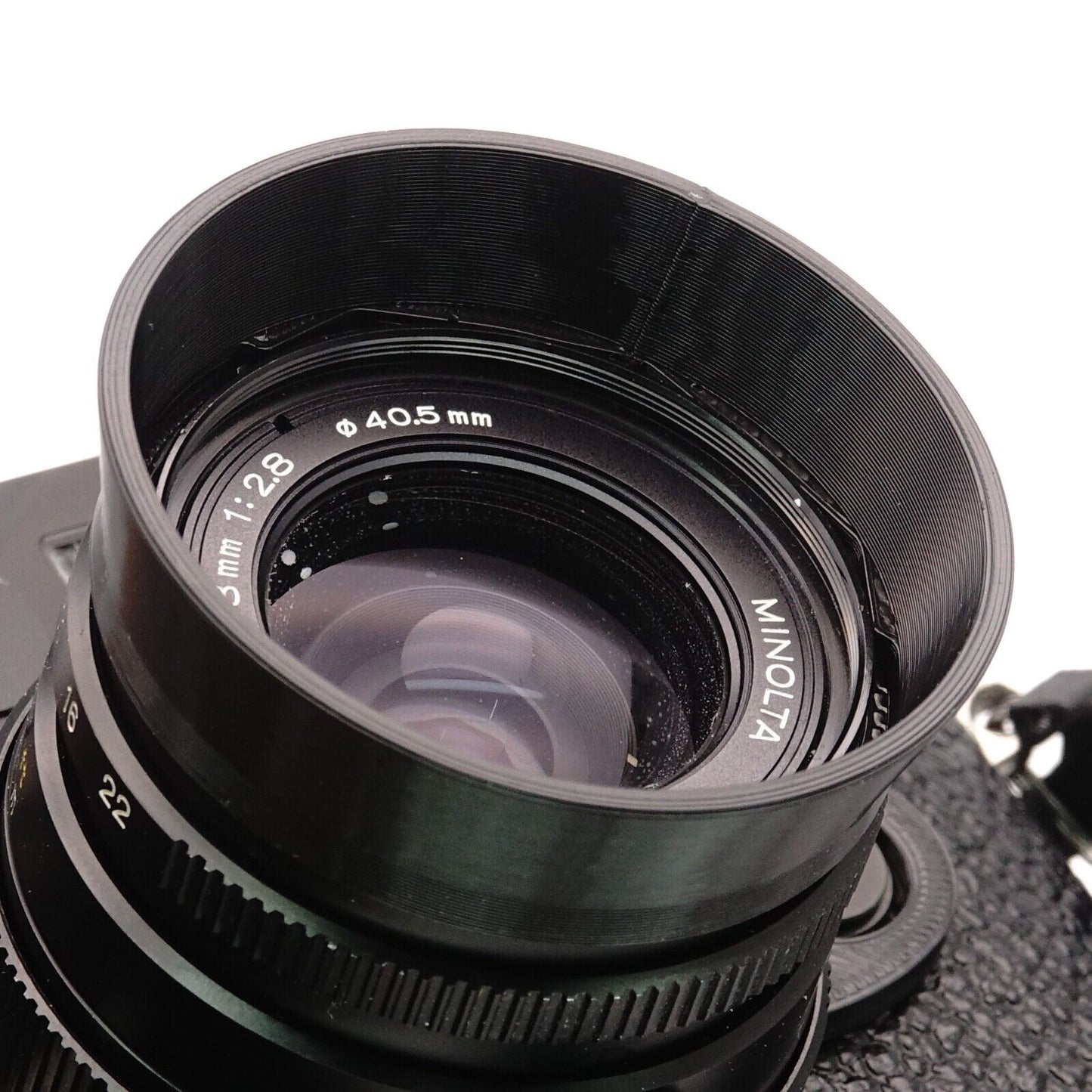 Lens hood for Minolta 28mm 1:2.8 M-Rokkor CL & CLE