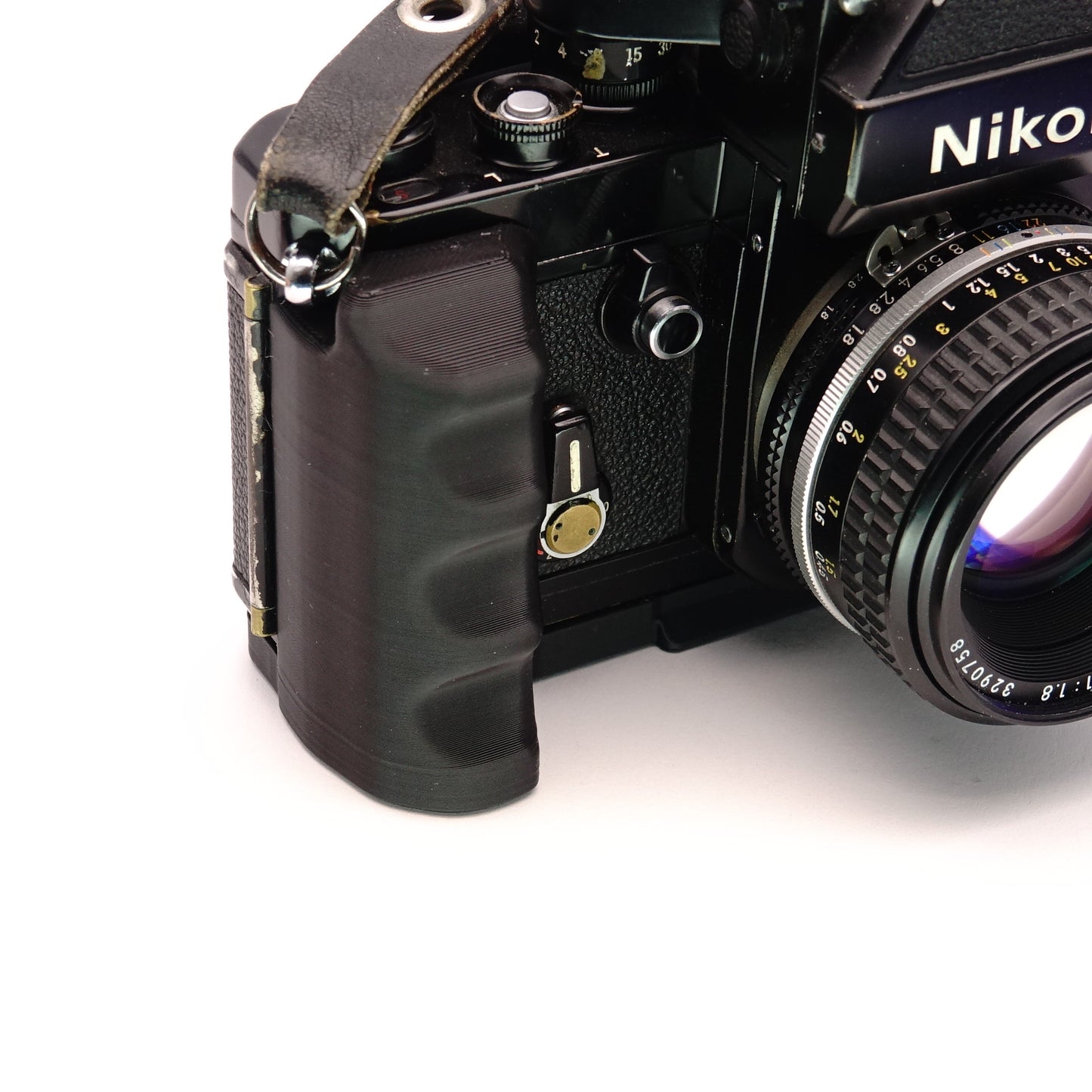 Impugnatura per Nikon F2 con attacco Arca Swiss