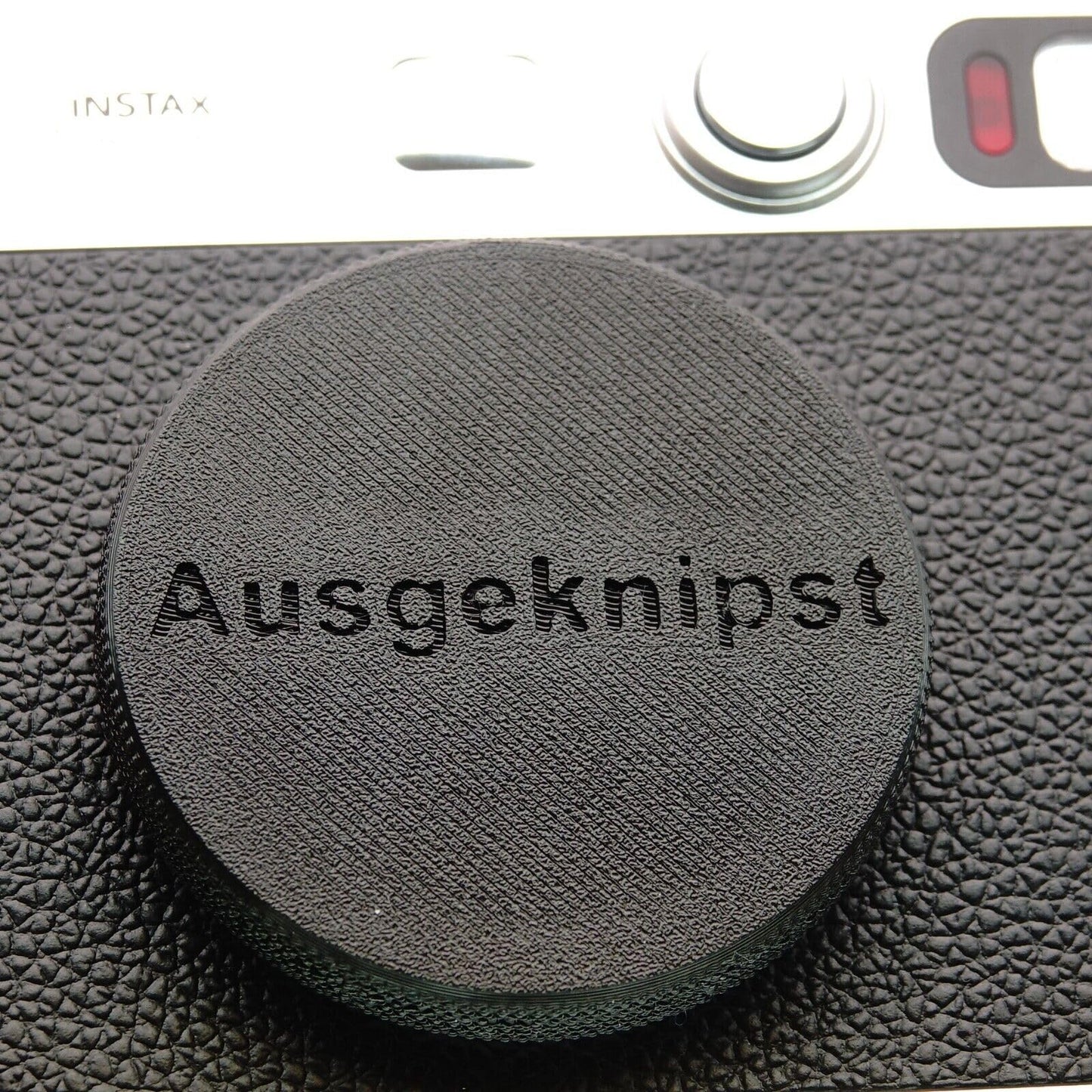 Lens cap for Fuji Instax Mini Evo device