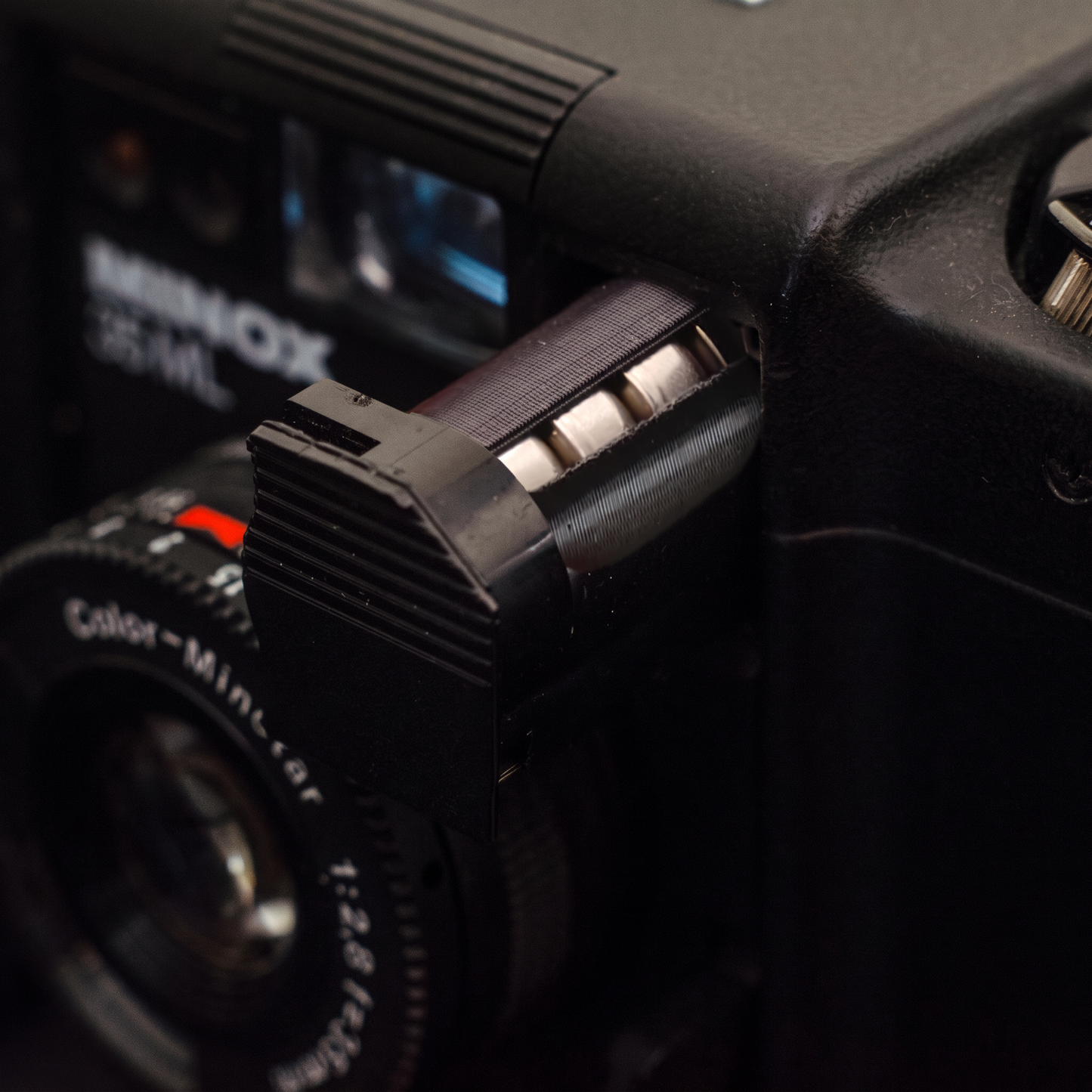 PX28 Batterieadapter für Minox 35 MB, ML & MDC (4x LR44)
