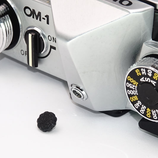 Typ 1 Blitzschuhabdeckung für Olympus OM-1, OM-1 MD