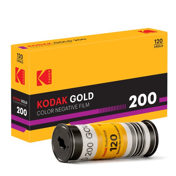 Kodak Gold 200 Farbnegativfilm im Format 120 mit Verpackung