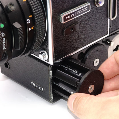 Hasselblad 500 EL / ELM / ELX battery adapter for 5x AAA batteries