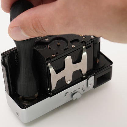 Werkzeug für Batteriefach & Winder Anschluss Deckel für analoge Kameras