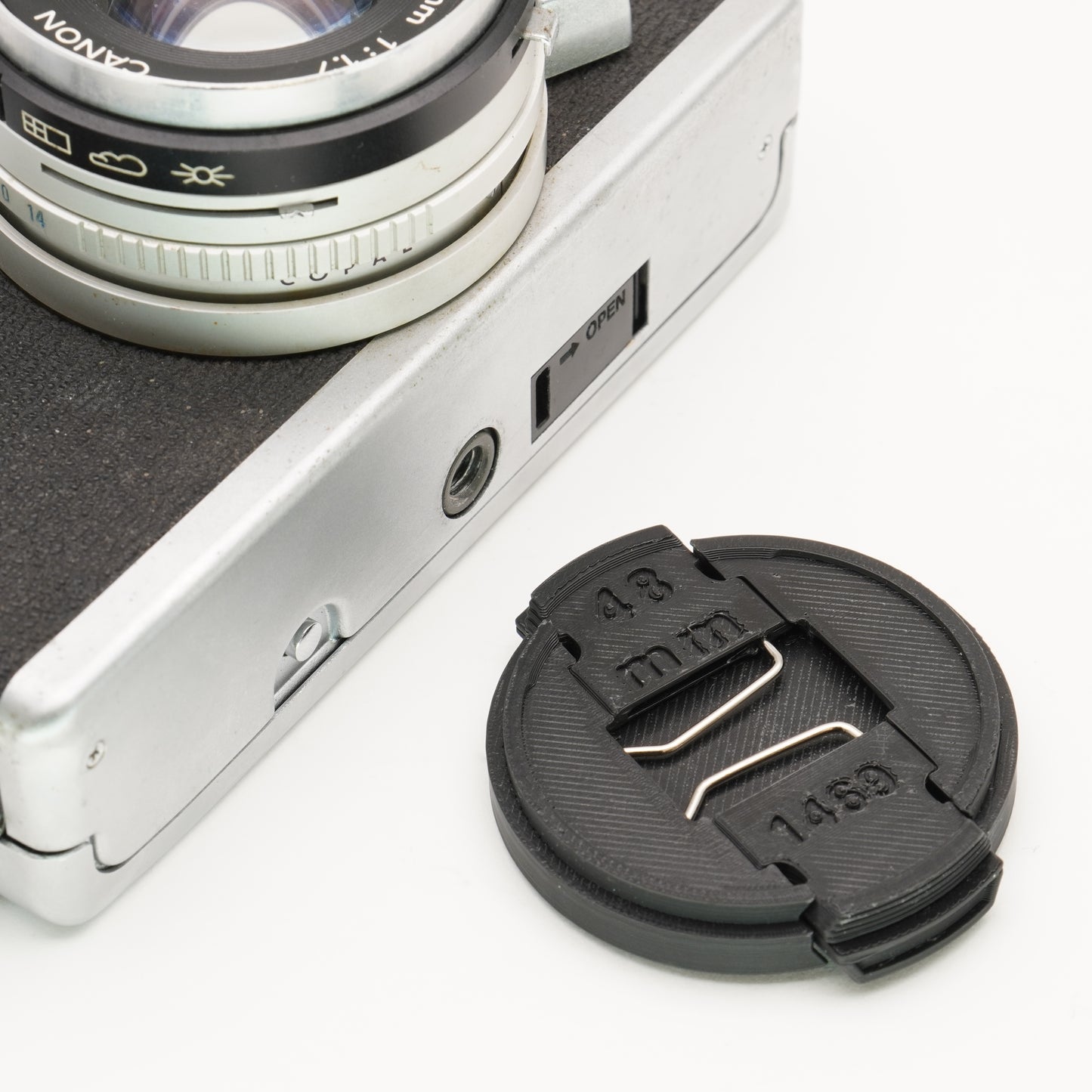 Copriobiettivo 48mm con molla per Canonet QL17 G-III e altri classici