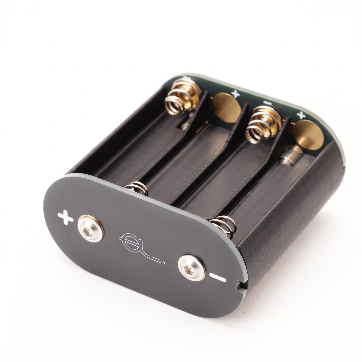 Batterieadapter für Canon Scoopic 16 und 16S, schräg von oben mit Plus- und Minuskontakt