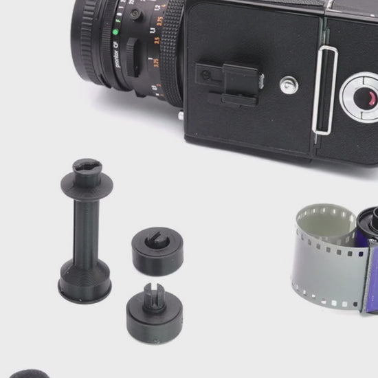 Video: 35mm zu 120 Film Adapter für Hasselblad, Mamiya & Rolleiflex