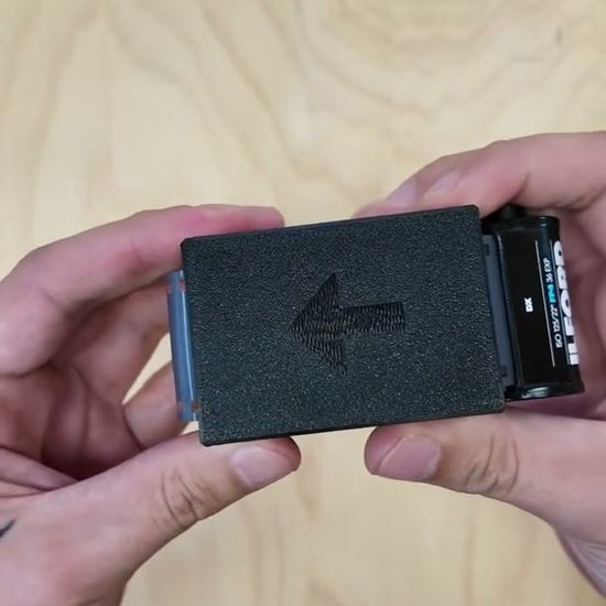 Video: Filmschneider für Minox (8x11 / 9,2mm)