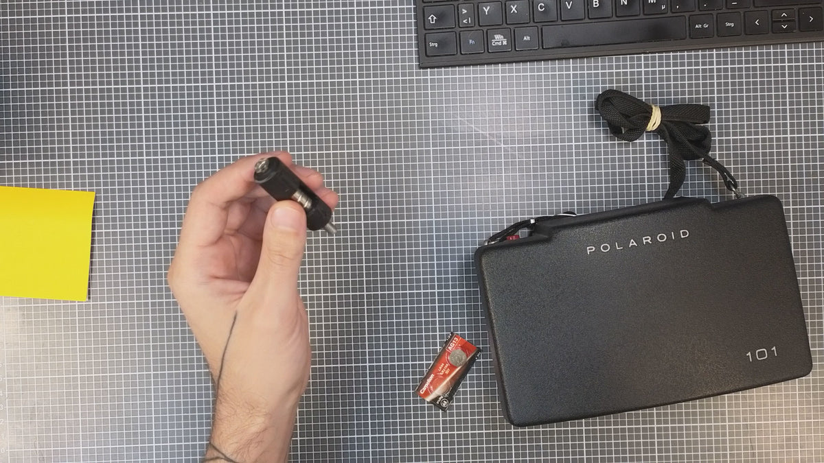 Video: PX19 Batterieadapter für Polaroid Land Camera 100, 220 (Eveready 531)