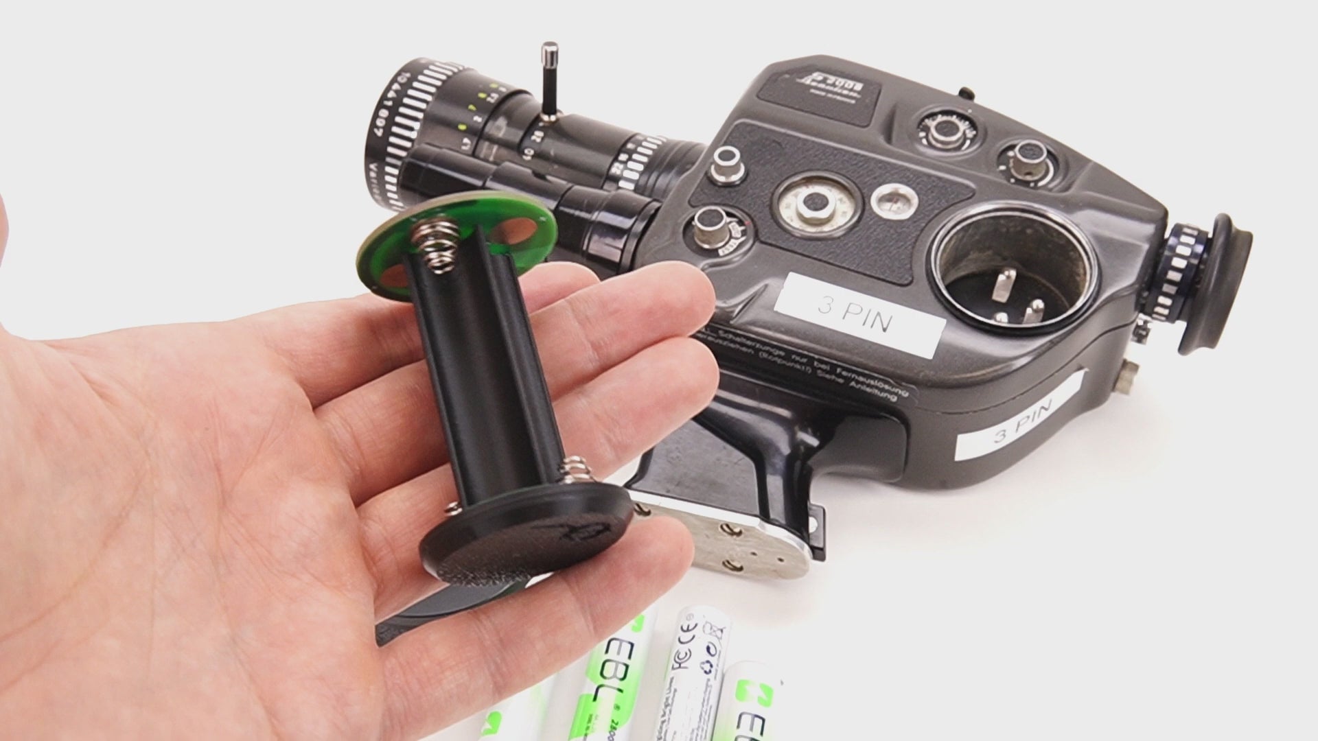Video: Batterieadapter für Beaulieu S2008 (3-Pin)
