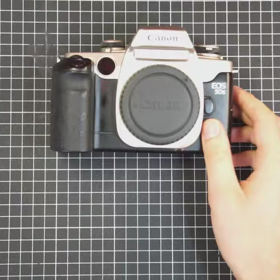 Video: Reparatur Rückwandhaken für Canon EOS 50E, 55, Elan II (2er-Pack)